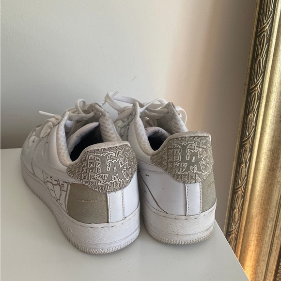 Size 12 - Nike Air Force 1 Premium L.A. Mr. Cartoon
2006 main image 9